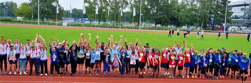 Zur Abschlussfeier gab es noch ein Gruppenfoto von allen beteiligten Athleten aus Mecklenburg-Vorpommern. Zur Abschlussfeier gab es noch ein Gruppenfoto von allen beteiligten Athleten aus Mecklenburg-Vorpommern.