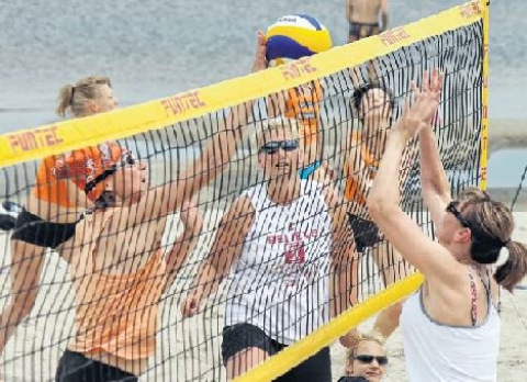 Beachvolleyball- Spektakel lockt im Juni ans Haff
