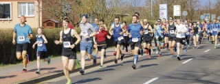 Der Ueckermünder Haffmarathon, hier beim Start 2019, soll in diesem Jahr am 2. April stattfinden. Foto: Thomas Krause