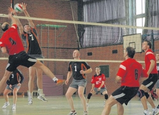 Ueckermünder Volleyballer gehen zum Auftakt auf Reisen