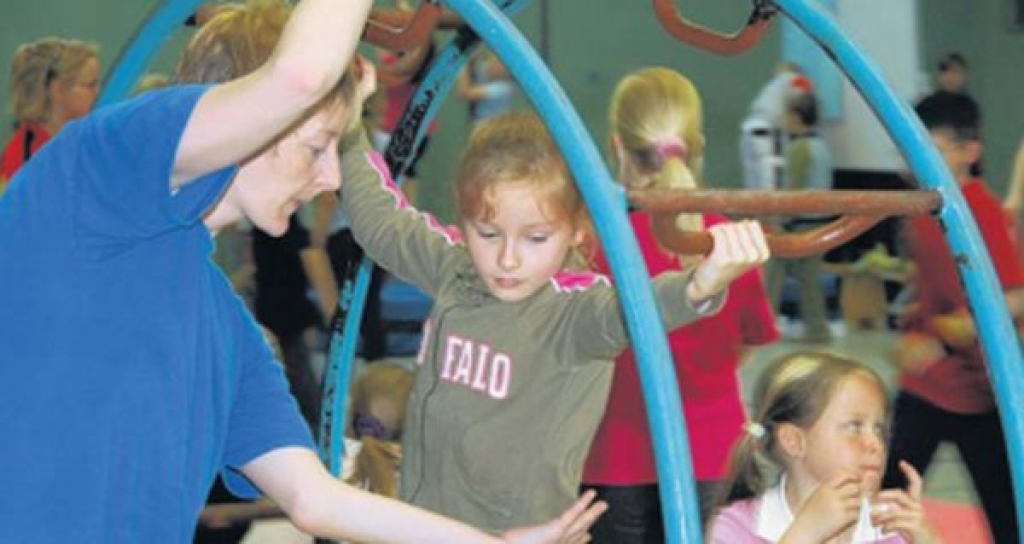 Kinder gestalten Ehrentag sportlich und gefühlvoll