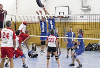 Haff-Volleyballer mit Sieg und Niederlage