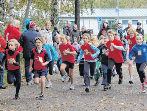 Ausdauersportler mit guten Leistungen beim Herbstlauf