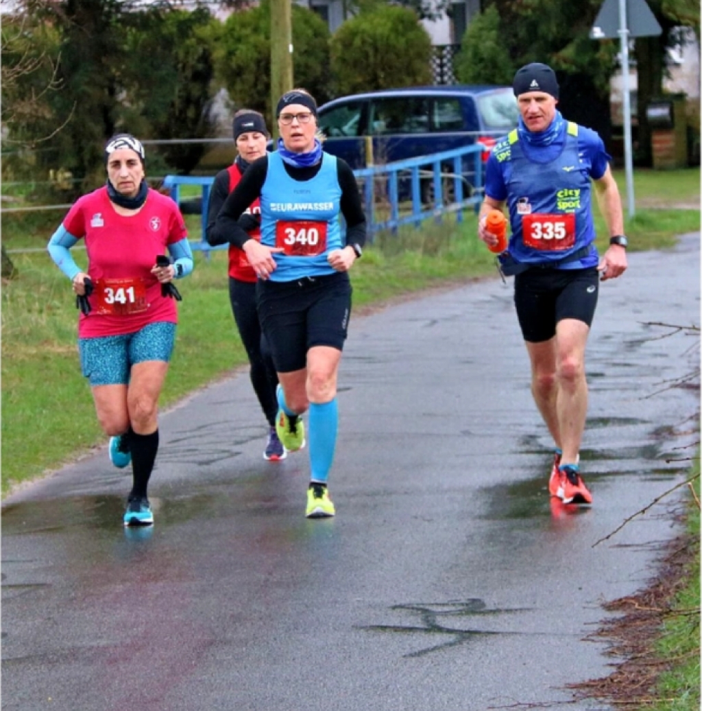 Kathleen Maag vom SC laage (Mitte) belegt im Vorjahr Platz zwei im Marathon der Frauen. Dieses Jahr ist sie auch gemeldet. Foto: T. Krause