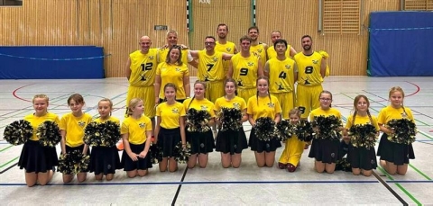 Die Ü35-Basketballer der Baltic Stars spielten in Friedland um Punkte. Foto: Manfred Nadroj