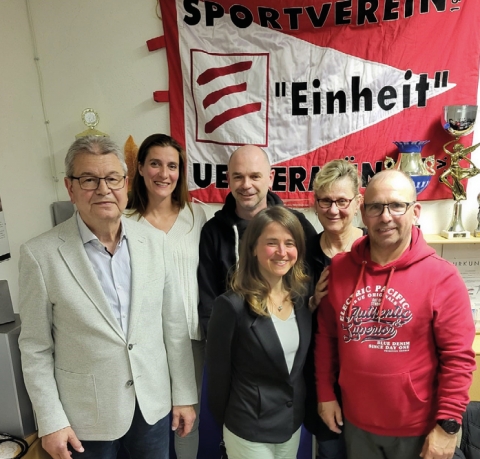 neu gewählter Vorstand Hans-Dieter Salow, Antje Fröhlich, Guido Winter, Ramona Lubbe, Carola Chappuzeau und Frank Grainer-Mai. Foto: ZVG