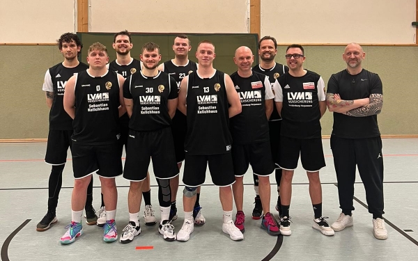 Die Basketballer aus Ueckermünde sind Staffelsieger in der Landesliga Ost. Foto: ZVG