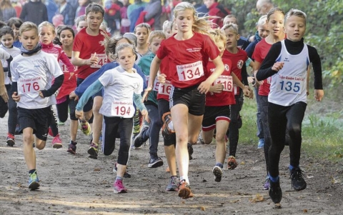 Crosslauf-Auftakt lockt viele Athleten an