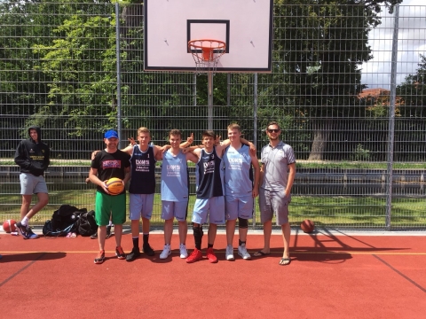 Basketballer des SV Einheit Ueckermünde sind Vize-Landesmeister