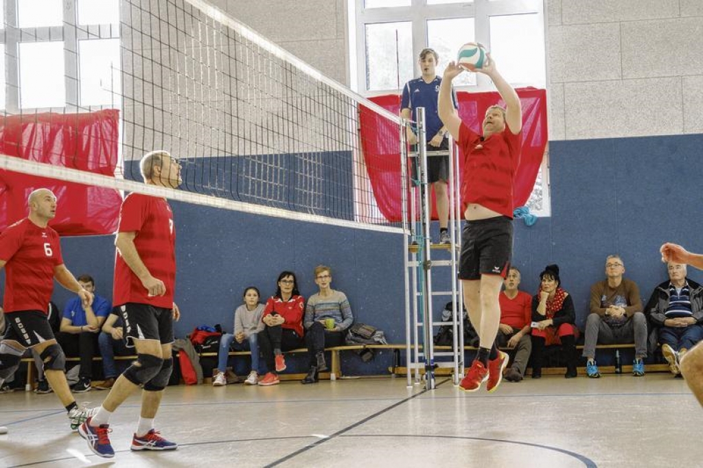 Der SV Einheit Ueckermünde um Kapitän Roland Florin (hier am Ball) weiß vor dem Saisonbeginn nicht wirklich, wo er steht. Foto: Andy Bünning