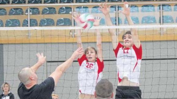 Volleyball: Ueckermünde und Drögeheide klettern