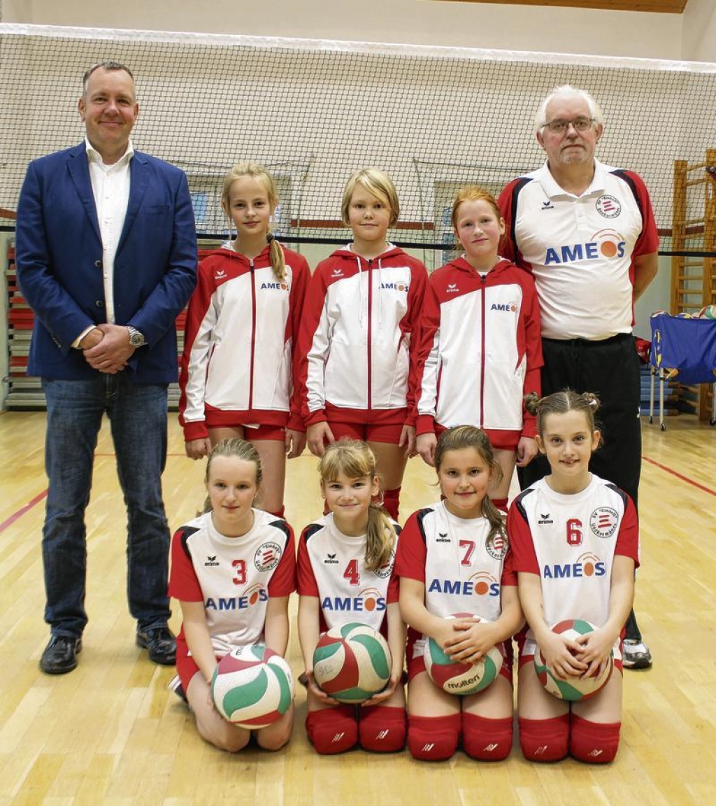 Einheit-Nachwuchs ist eine Runde weiter